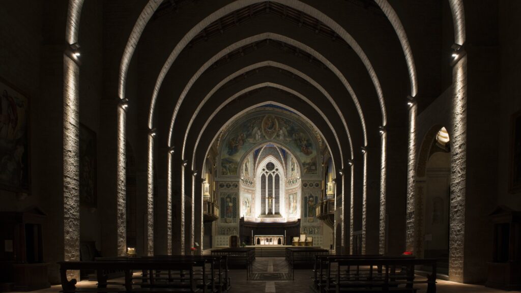 “Al tramonto le allodole”: una lode teatrale a San Francesco